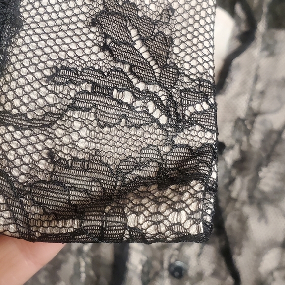 Red Valentino RARE vintage contrast lace button down with tie front & pink cami - Picture 2 of 5